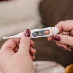 podwyzszona-temperatura-w-niektorych-przypadkach-moze-byc-normalna.jpg